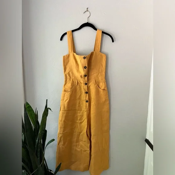 NEW REFORMATION TYLER BUTTON LINEN JUMPSUIT IN OCHRE 4 - Picture 5 of 7